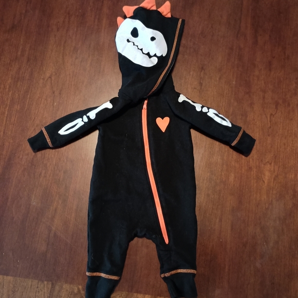 Cat & Jack Other - Cat & Jack Halloween Dinosaur Skeleton Zip Up Hooded Romper